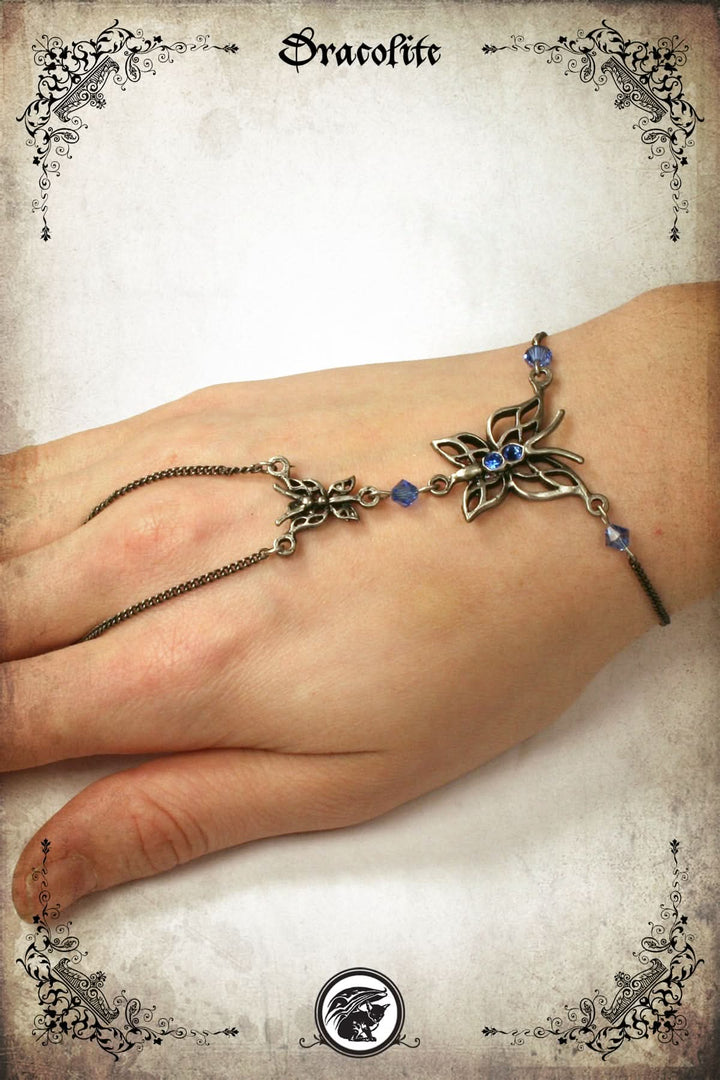 Hina hand flower