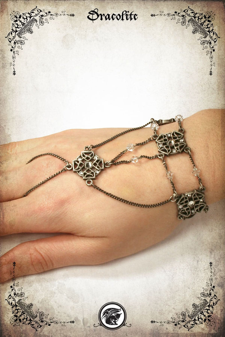Britanny Hand Flower