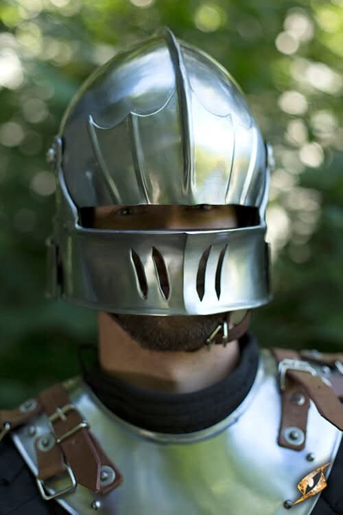 Sallet en acier pour gn