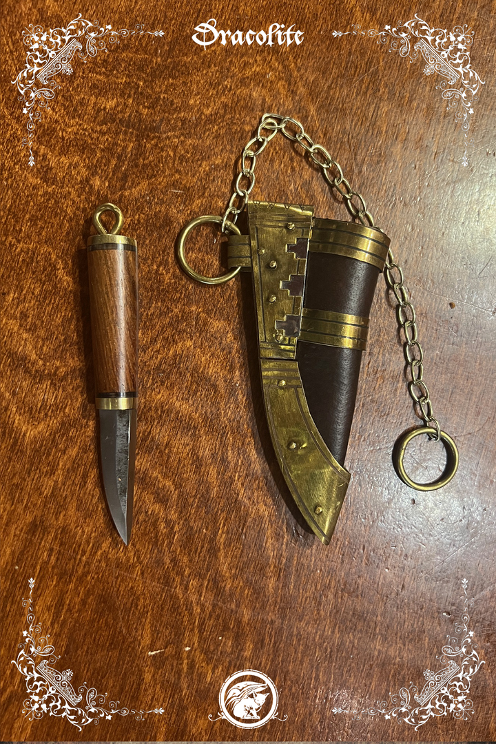Couteau Fibule avec Fourreau